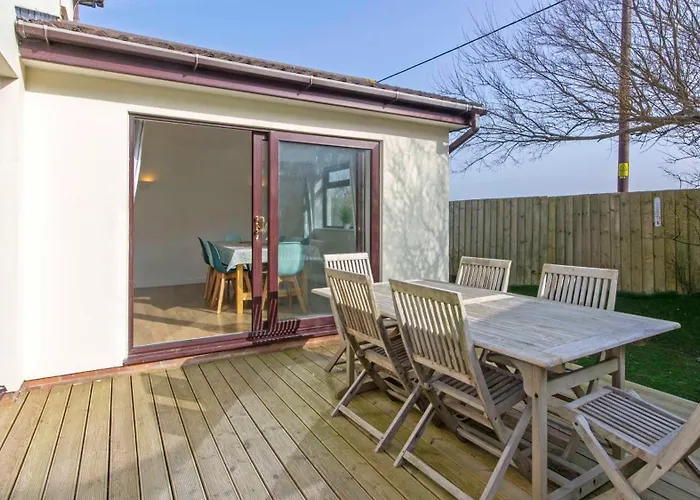 Rockpool - Attractive And Spacious Retreat Near Croyde Beach - Sleeps 8